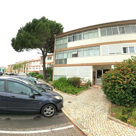 Carcavelos Very Spacious 3 Bedroom Apartment Cascais São Domingos de Rana Dış mekan fotoğraf